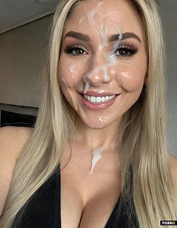 This blonde really loves facials